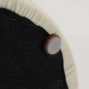 Alternative view of Elegante oppbevaringskrakker 2-pk – Kremhvit fløyel med rund design