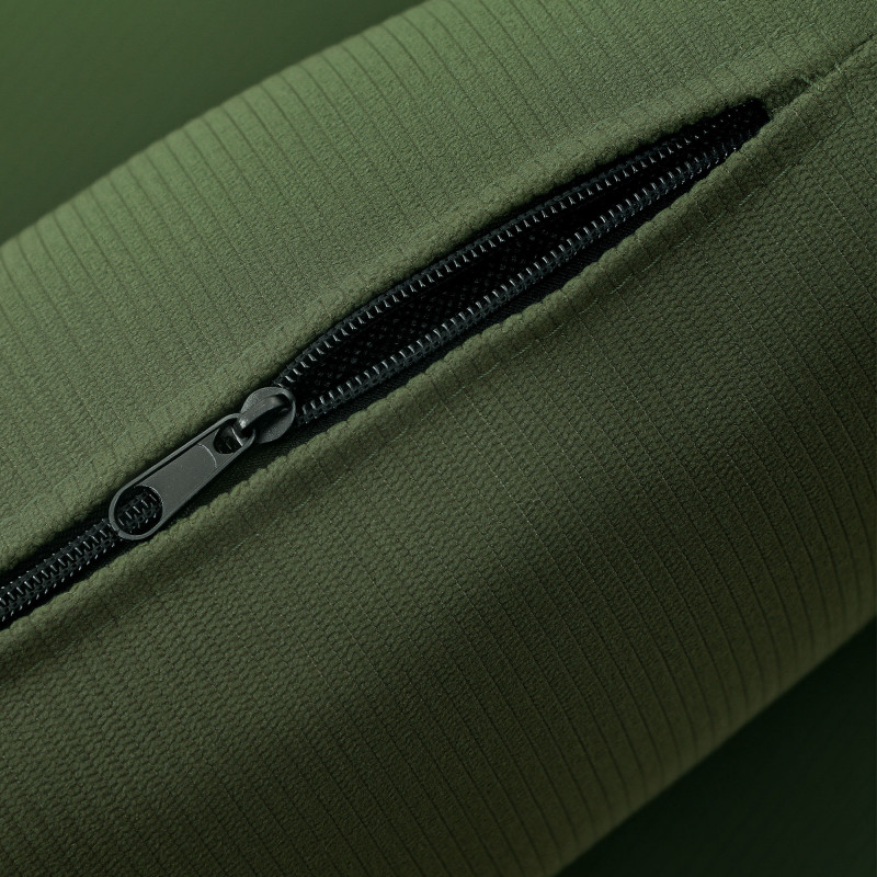 Moderne lenestol i grønn Manchester med vingerygg og treben - Bilde 2