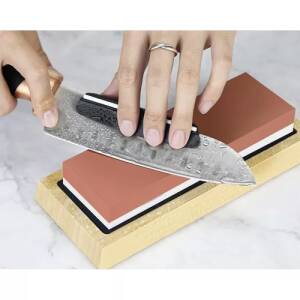 Profesjonelt knivslipesett – to slipesteiner og praktiske tilbehør