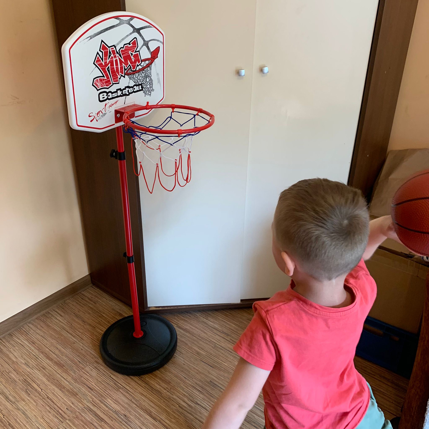 Basketsett for barn 2-i-1 – basketballstativ med dartskive – aktivitetssett for barn (inne og ute)