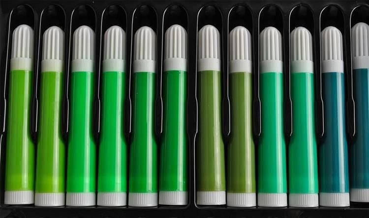 Stort malesett for barn – plastkoffert med 288 male- og tegnetilbehør