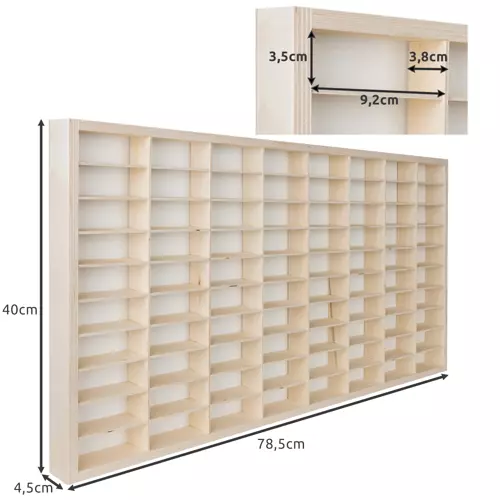 Trehylle med 80 rom – organisert oppbevaring for lekebiler