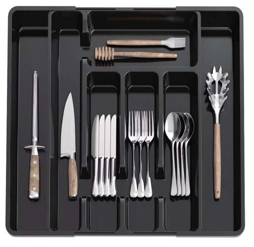 Justerbar bestikkskuff – uttrekkbar organisering i svart plast for kjøkkenskuffer