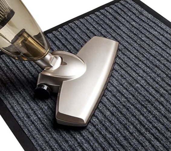 Svart entrématte 90 × 60 cm