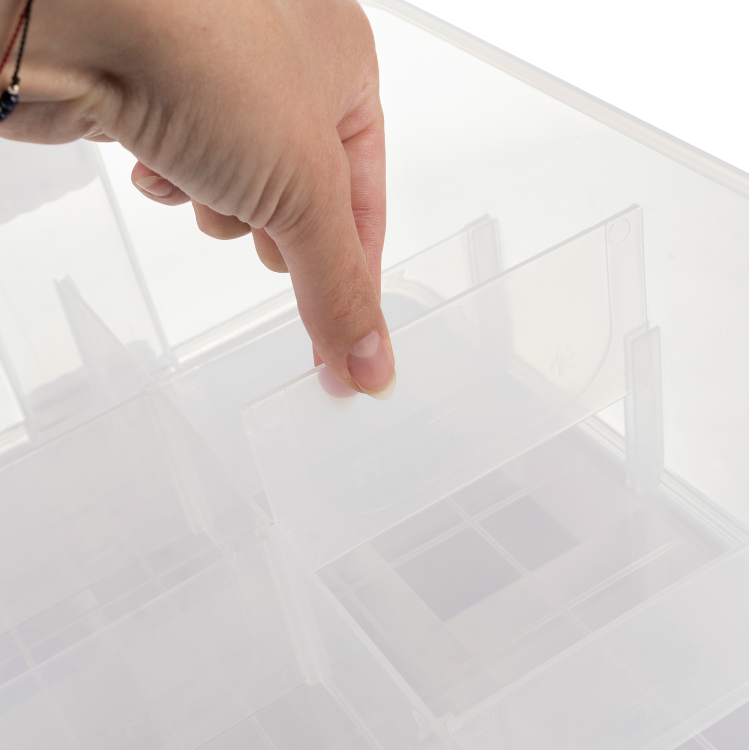 Stor 15 L organiseringsboks med rom – praktisk 2-etasjes beholder for klosser og tilbehør