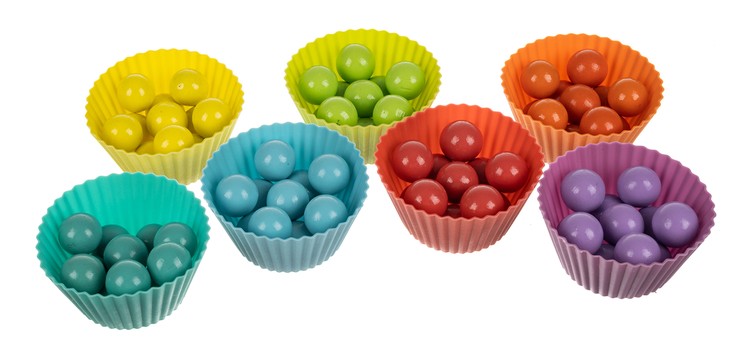 Lærende trepuslespill for barn – tall, former og fargeperler 30 × 30 × 7,5 cm