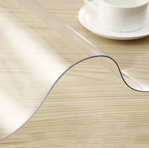 Transparent beskyttelsesmatte for bord – 120 × 60 cm