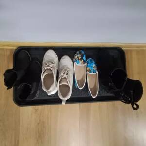 Skotørkematte i gummi – høy kant og multifunksjonell, svart