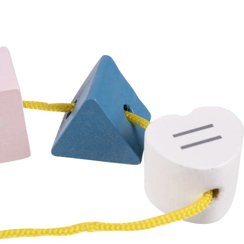 Pedagogisk trekube med sorteringsklosser – sansestimulerende lek for barn