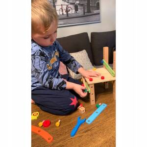 XXL DIY trestol for barn – verkstedsstol med verktøy, selvmontering 29 × 17 × 17 cm