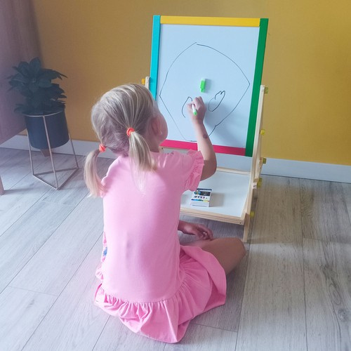 2‑i‑1 tegnesatell med oppbevaringshylle for barn – whiteboard + krittavle