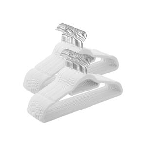 Hvite sklisikre kleshengere 50-pakning med fløyelsoverflate