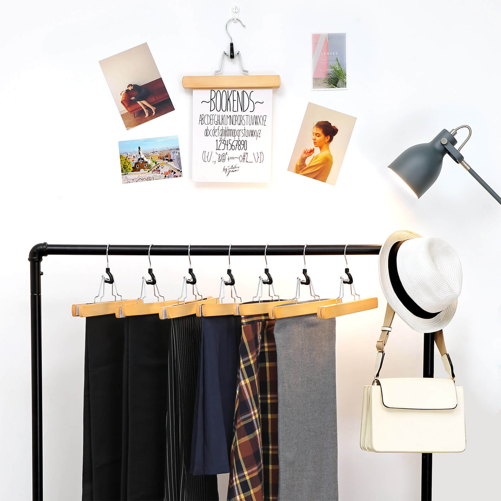 12-pakning skjørtshengere med klyper – natur, 25 cm