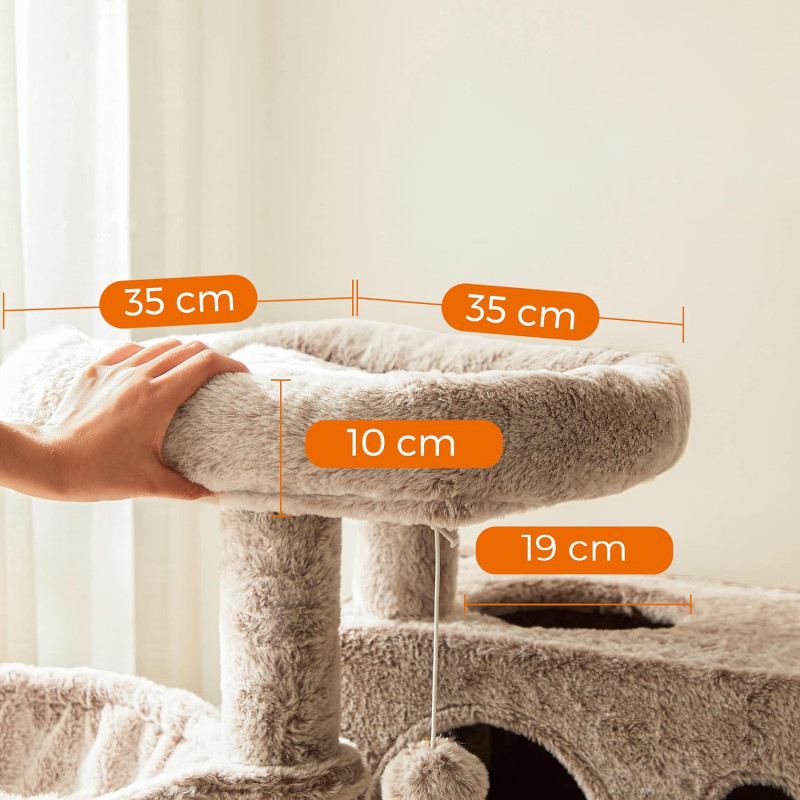 Klatretre i flere nivåer, 135 cm – myk beskyttelse, lysebrun