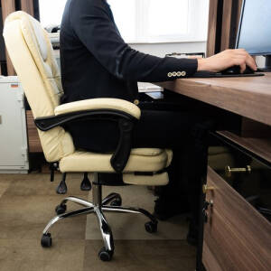 Alternative view of Kontorstol Med Fotskammel Beige Stoff